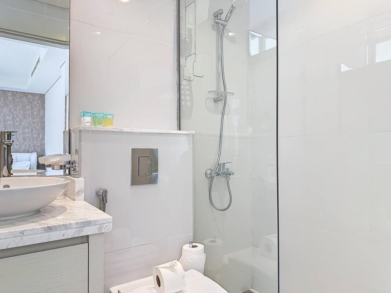 Key View - Aquilegia Villa, Damac Hills ドバイ エクステリア 写真