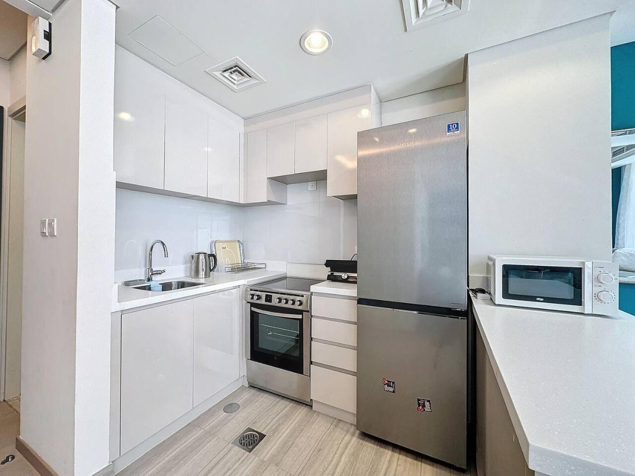 Key View - Aquilegia Villa, Damac Hills ドバイ エクステリア 写真